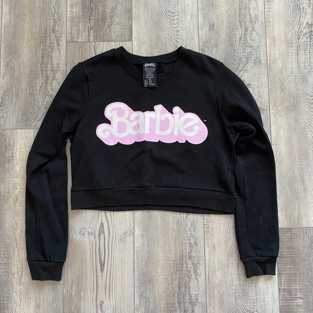 Cropped Barbie sweatshirt